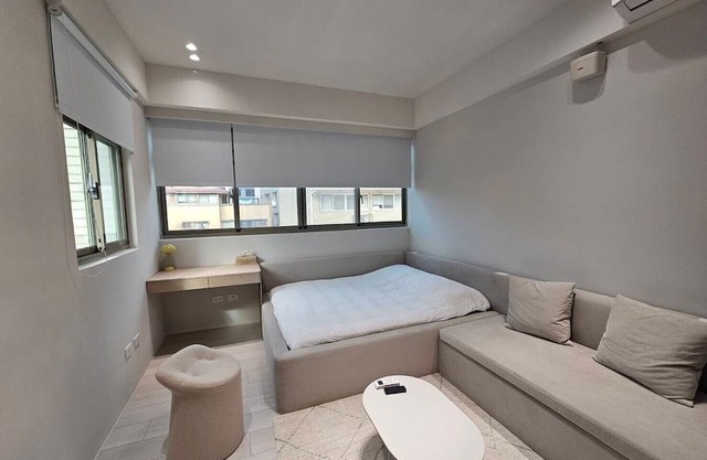 Xinyi 53 - Stylish Modern Suite in the Heart of the City