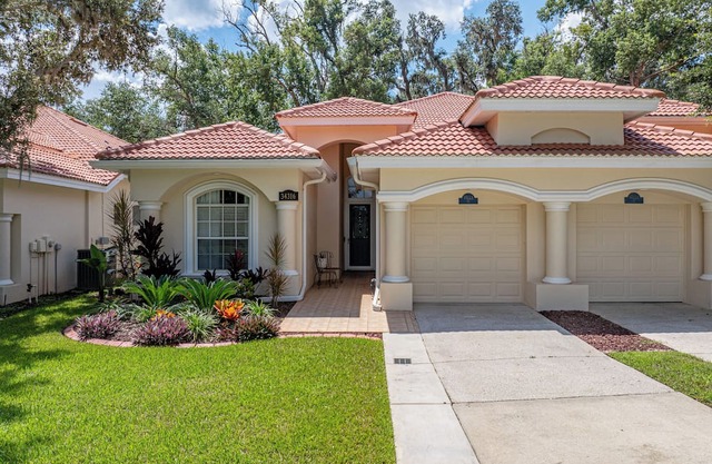Elegant 3BR Golf Villa at Lake Jovita Golf & Country Club Black Diamond Access