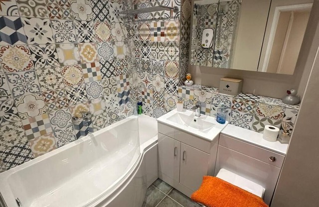 Marina Flat, Swansea - Perfect Location & Cosy Flat