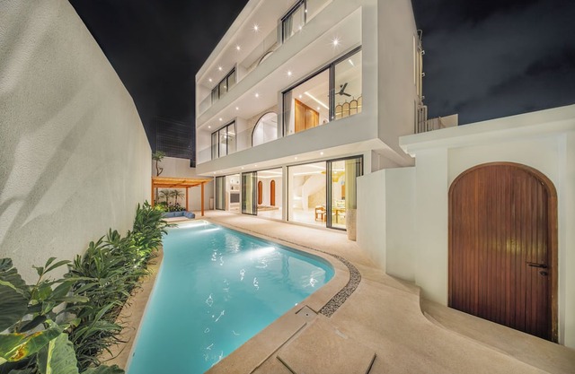 Brand New 4-bedroom villa Ocean Verve 3 in Central Uluwatu