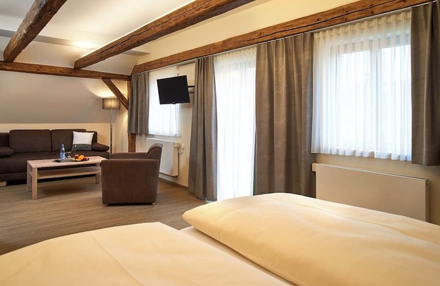 Superior room chestnut (37sqm) for up to 4 people