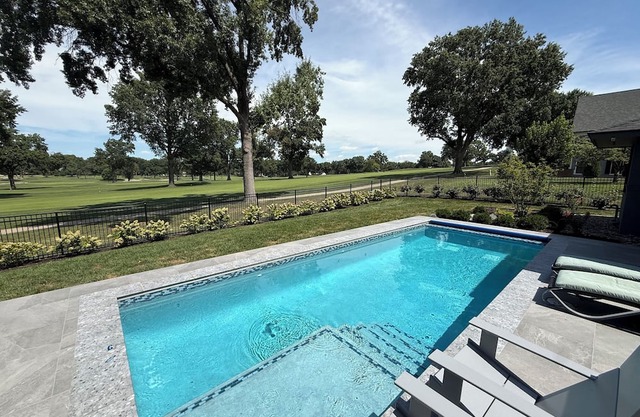 New, modern residence with pool and GC view. Available World Cup month only.