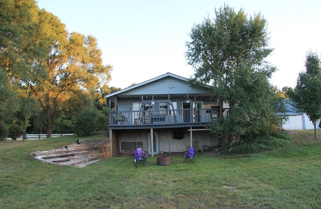 Perfect 2-bedroom house with AC in charming Holton. So much to do in this area.