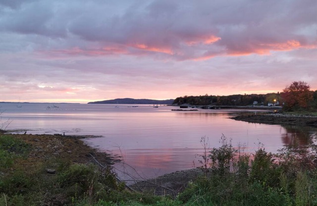 Cute Cape With An Ocean View In Searsport