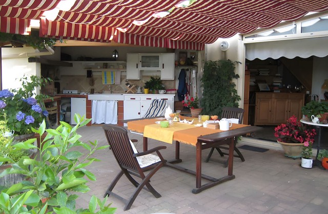 Guest Room 'Petite Suite Douillette' with Balcony, Wi-Fi and Air Conditioning
