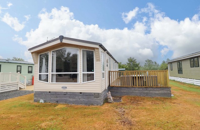 BEACH RETREAT E19 DYFFRYN SEASIDE ESTATE in Dyffryn Ardudwy