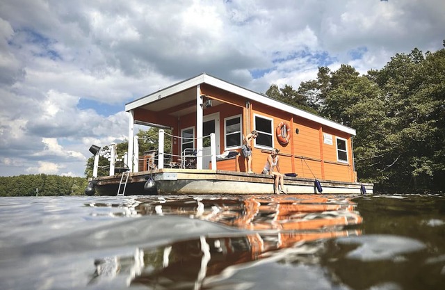 Houseboat 'BunBo 1060' with Lake View
