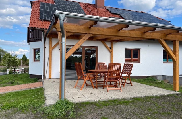 Apartment 'Am Gallowayhof' with private terrace, private garden and Wi-Fi
