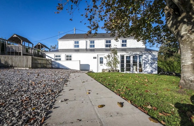 Barn Conversion - Hot Tub - Penally - Tenby