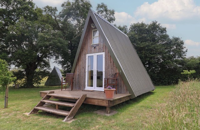 A-FRAME, family friendly, character holiday cottage in Otley, Suffolk