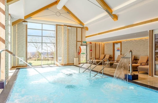 Fresh and contemporary styled lodge.
