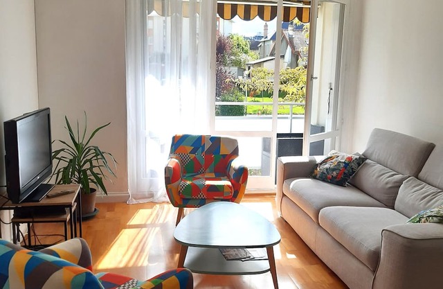 Appartement, centre ville, 2 chambres, parking privé, 1er étage, ascenseur,