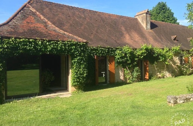 Demeure typique du Périgord dans un parc arboré de 2 ha