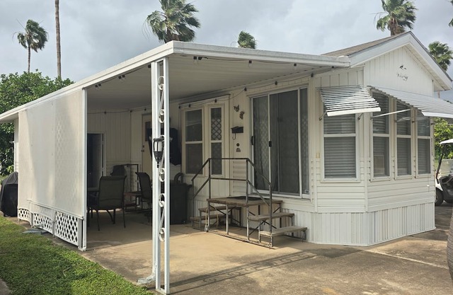 Fantastic 1-bedroom house in Donna
