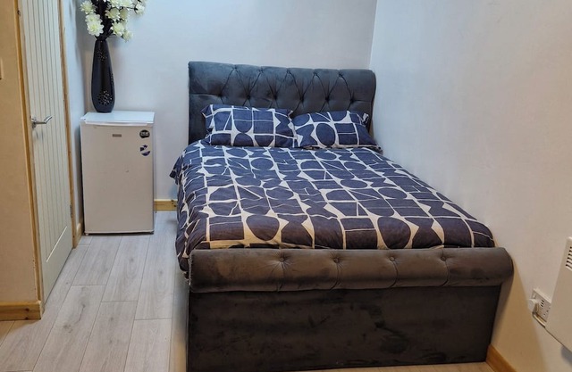 Guest house Rochdale Greater Manchester................ ........................