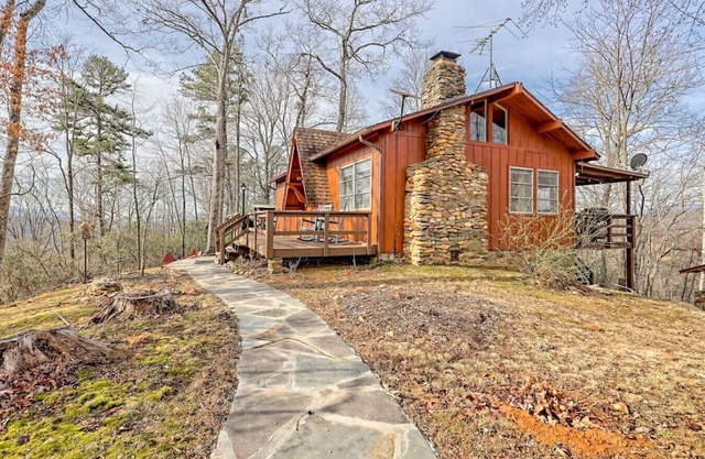 Chaco's Chalet Cabin