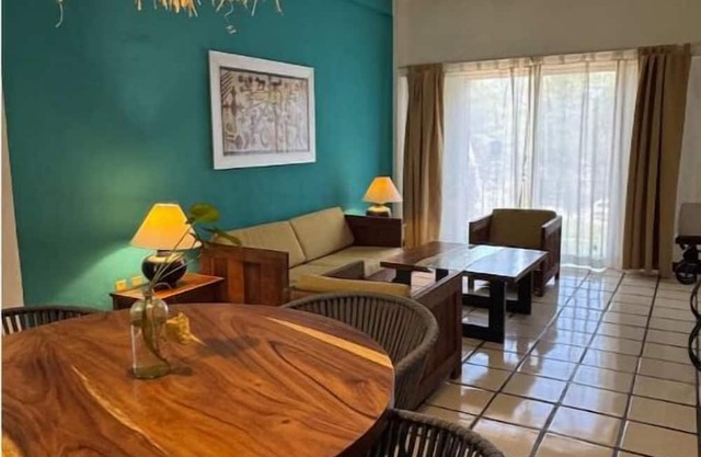 Beautiful apartment in a condominium with a pool