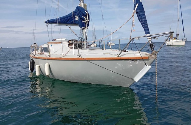 A louer - Logement sur l'eau - Bateau Cosy à Nantes - Voilier Trentemoult