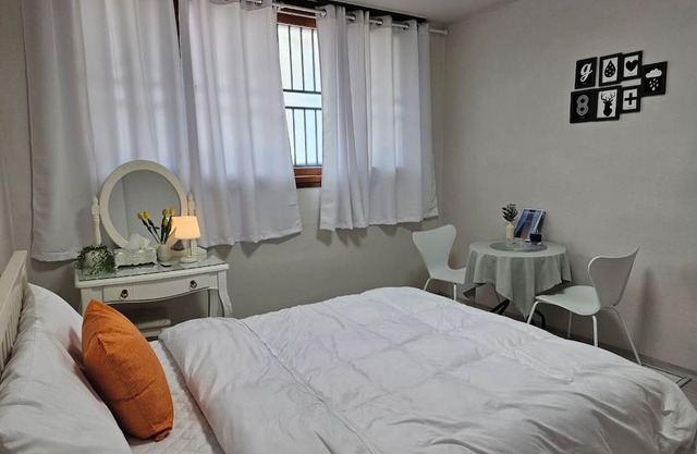 Anjeongri Gate 3 minutes away 2 rooms (Q,Q) Private house long-term 40%