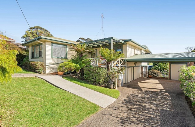 5 Marine Drive, Narooma NSW 2546