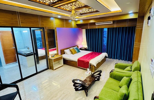 Revel in the beauty of lake life