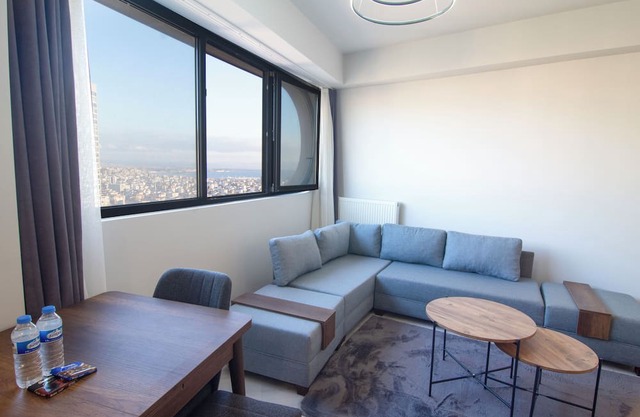 Seaview cozy apartment at the 22nd floor