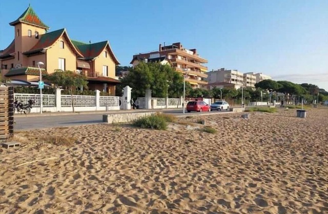 Ocean views and garage near BCN orange