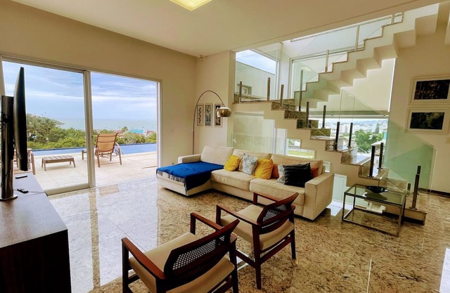 Villa Azul Mar - Sophistication and Retreat in Ensenada