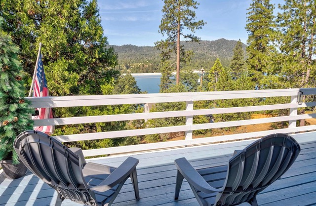 Franklin's Place at Bass Lake Yosemite