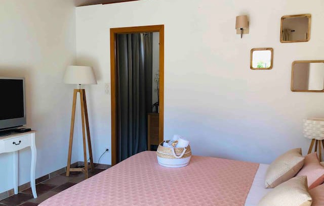 Bastelicaccia Lit Et Petit-Déjeuner | Chambre d’hôtes à Basteliccacia en Corse
