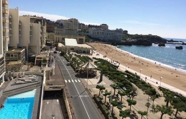 Biarritz Appartement | Studio Rés. Victoria Surf vue ville avec piscine