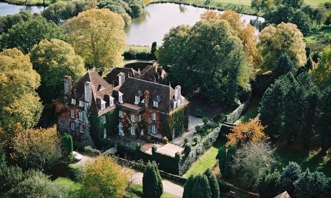 Pouligny-Notre-Dame Villa | Château Les Dryades