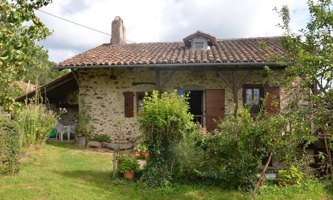 Boisset Maison | Gîte en châtaigneraie