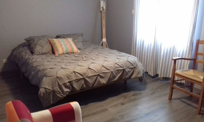 Chalais Maison | Chambre individuelle, dans maison calme