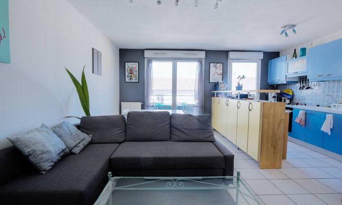 7th Arrondissement Appartement | T2 Gerland - prox. Gares - parking gratuit inclus