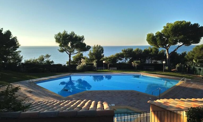 Saint-Mandrier-sur-Mer Appartement | Vacances sur la Côte