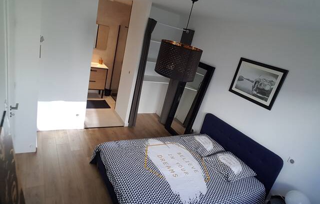 Chanonat Maison | Chambre avec salle d'eau privative dans maison
