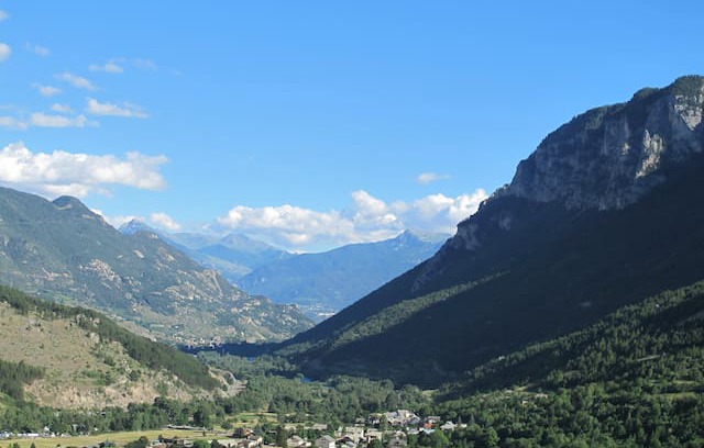 LʼArgentiere-la-Bessee Appartement | Gite La Houlette F1 tout confort