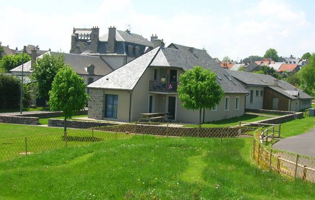 Chalinargues Maison | Gite de groupe 31 personnes