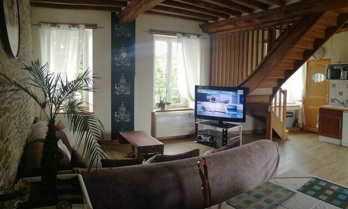 Neuilly-le-Malherbe Appartement | Charme et sérénité