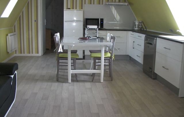 Montsalvy Appartement | Meublé 3 étoiles à la campagne