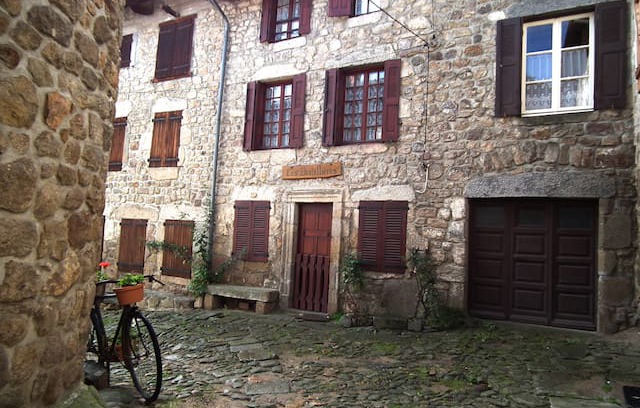 Viverols Maison | Les Dentellières - Chic&Modern Historical House