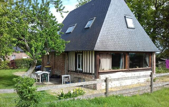 Saint-Vincent-Cramesnil Maison | Gîte de Houllemare