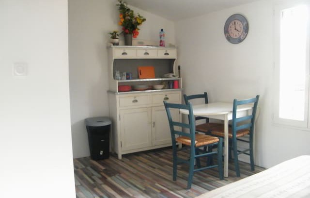 Malijai Appartement | Studio dans maison de village face au Château