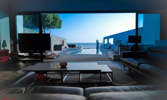 Angoulins Villa | House direct access to the sea