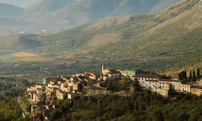 Ofena Maison | Local Abruzzo Gran Sasso Life in Ofena, Italy!
