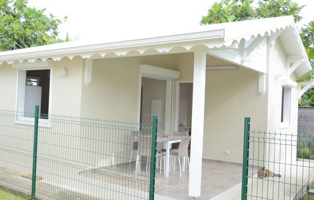 Baie-Mahault Maison | Bungalow T2 confortable à Baie-Mahault Guadeloupe