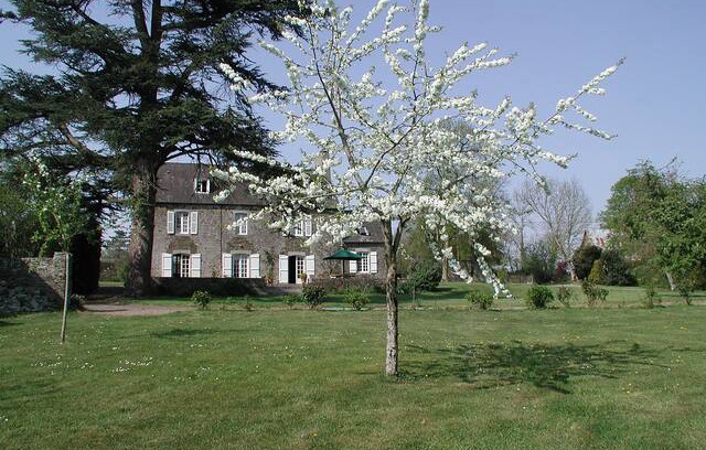 Les Pas Maison | La Foulonnière : Maison familiale à la campagne