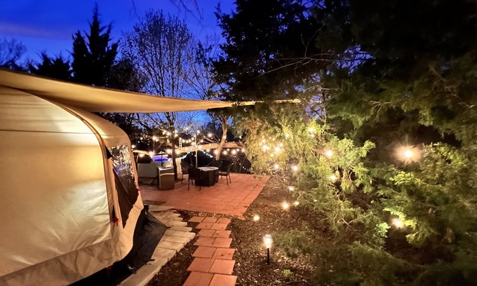 Lawton Location De VR | Medicine Park Glamping Adventure on Ketch Creek