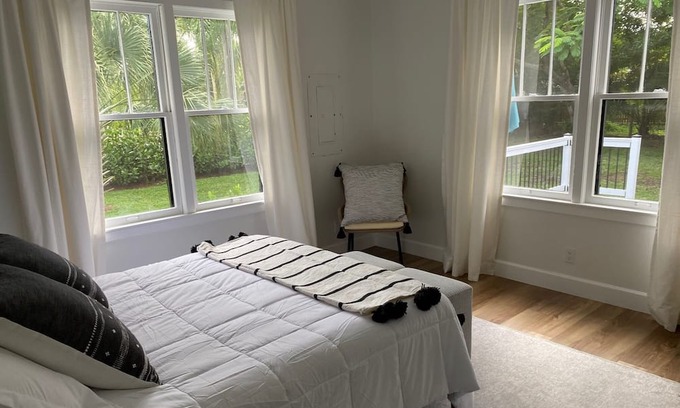 Old Town Hall Maison | Beautifully updated historic home! Oversize yard with extra parking.